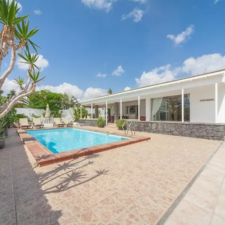 Villa Maria Puerto Calero